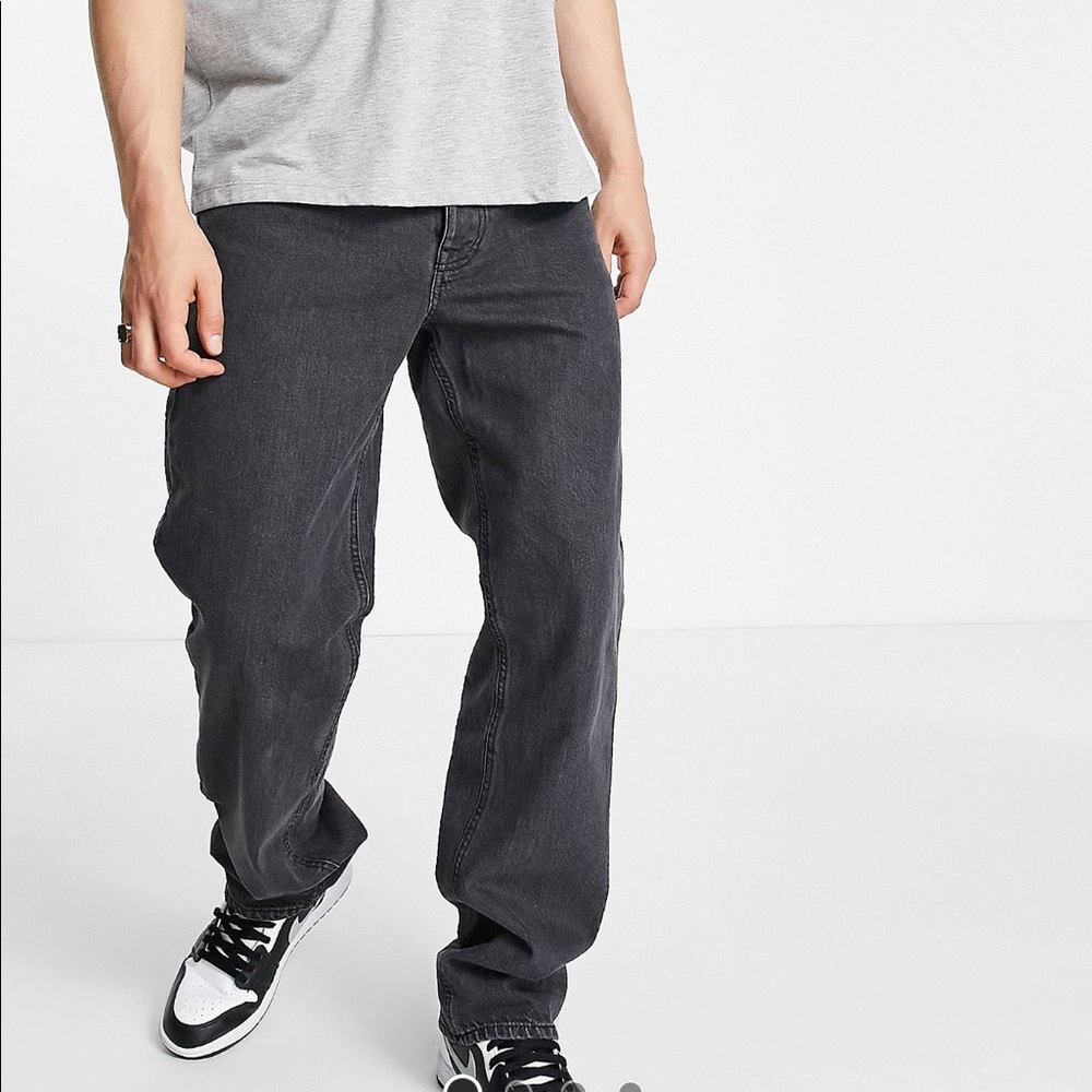 ASOS DESIGN straight leg jeans in washed black